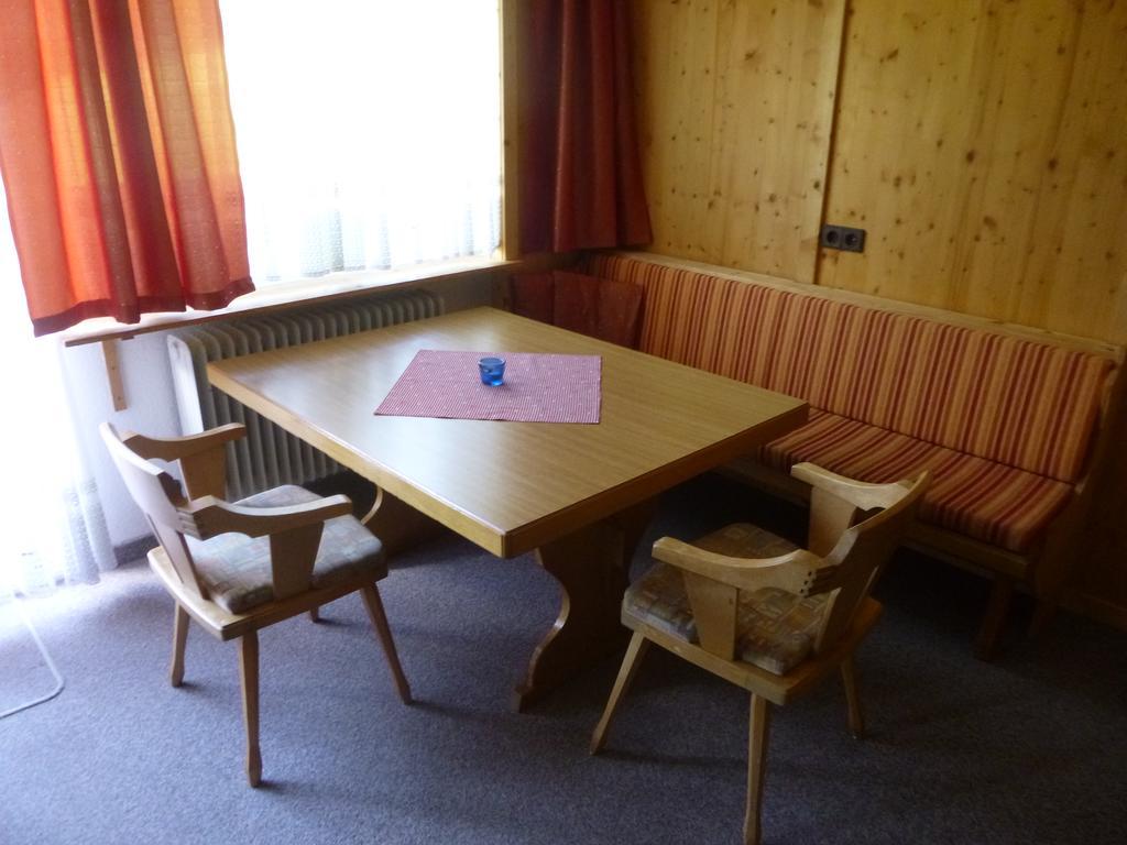 Haus Alpenland Hotell Tannheim Exteriör bild