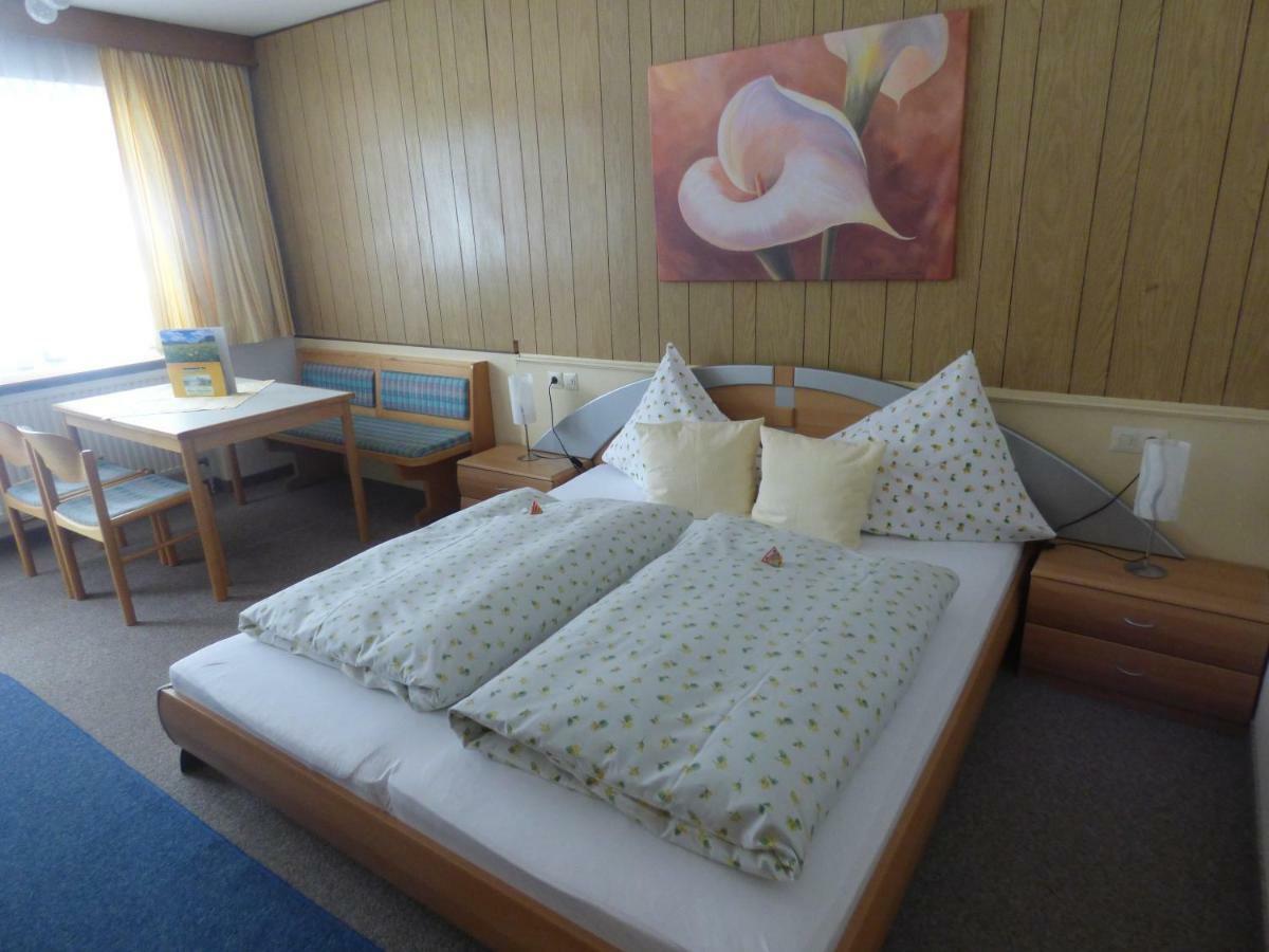 Haus Alpenland Hotell Tannheim Exteriör bild
