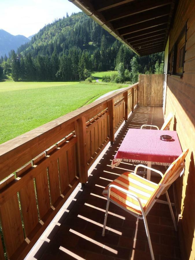 Haus Alpenland Hotell Tannheim Exteriör bild